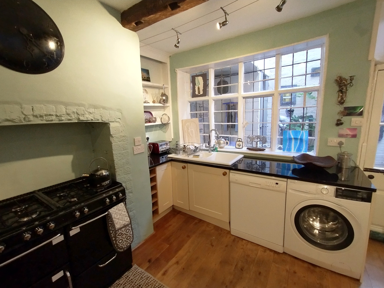 Well-equipped and homely kitchen on the ground floor